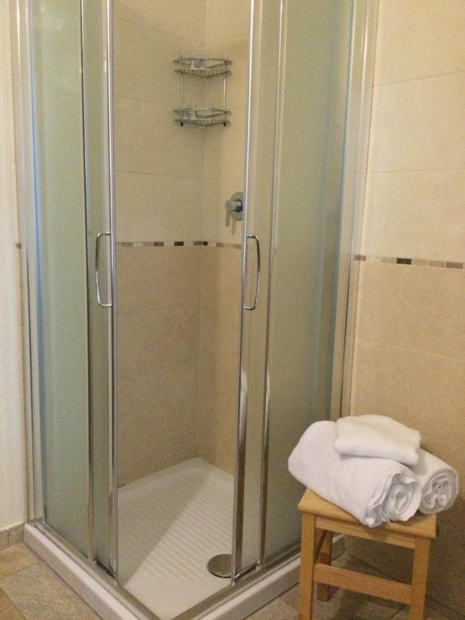 B&B Les Fleurs Gignod Ngoại thất bức ảnh